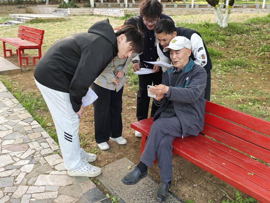 宝博体育入口数字化转型下的老年人体育消费：巢湖学院实践团队的探索与发现(图2)